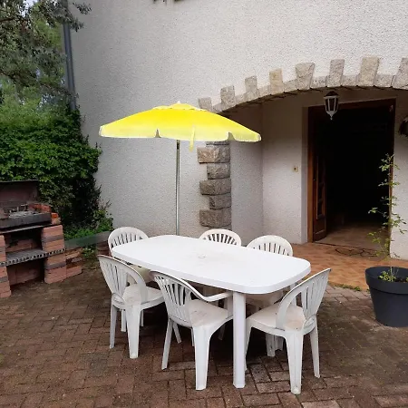 Jardin Et Piscine 1 à 6 Pers * Saint-Rambert-sur-Loire